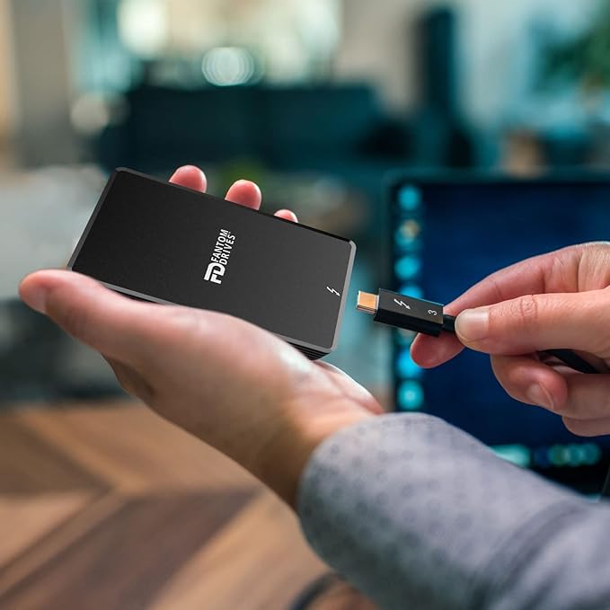 Fantom Drives - 4TB External 3D NAND TLC Portable Solid State Drive - Thunderbolt 3 & 4 USB 3.2 Type-C - 2800MB/s - Intel Certified -TB3X-2300N4TB