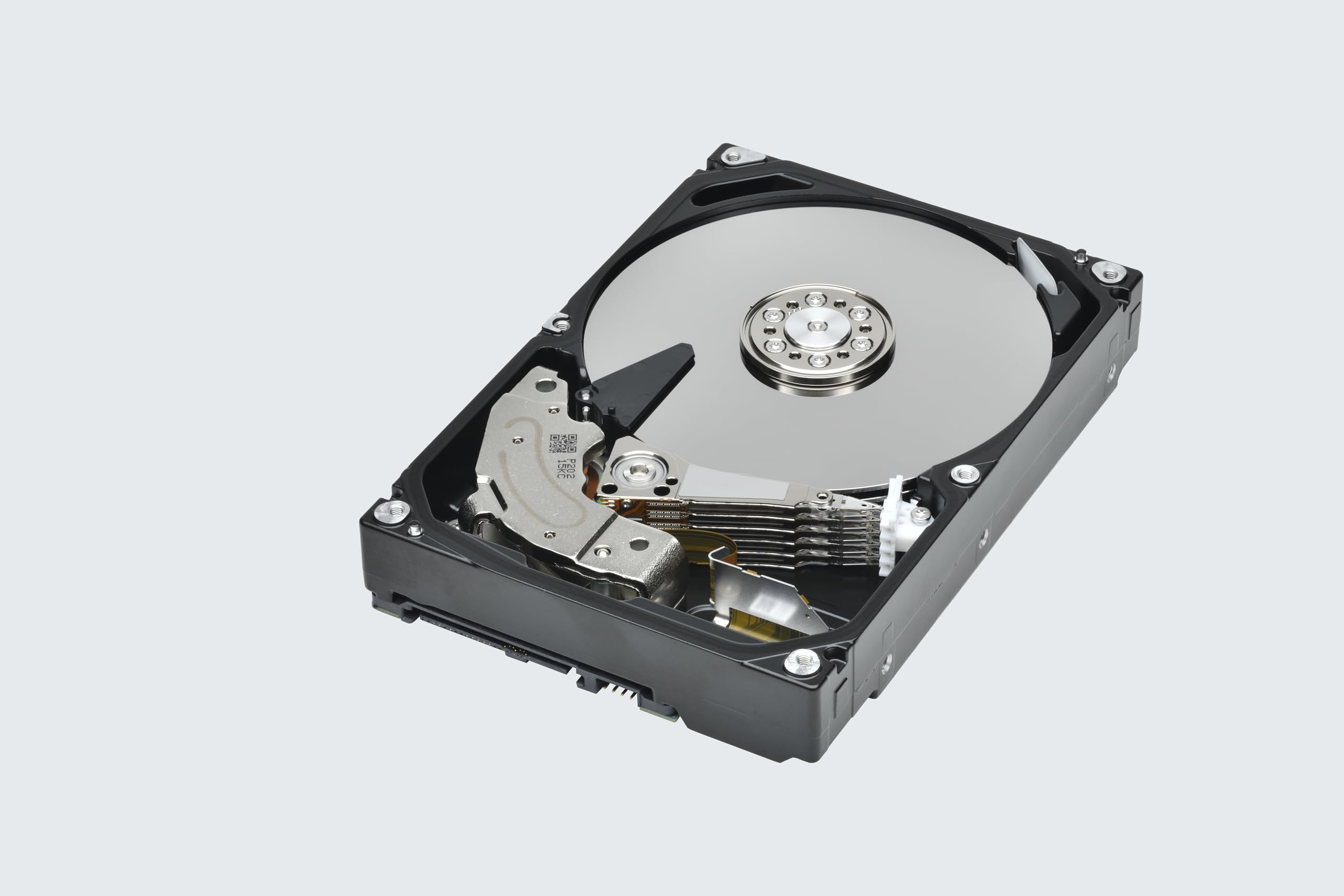 Toshiba N300 10TB NAS 3.5-Inch Internal Hard Drive - CMR SATA 6 Gb/s 7200 RPM 512 MB Cache - HDWG71AXZSTA