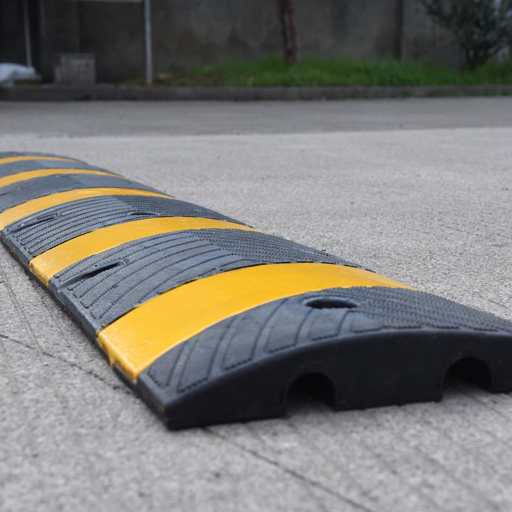 Orangestar 6Ft Rubber Speed Bump with 4 Bolts