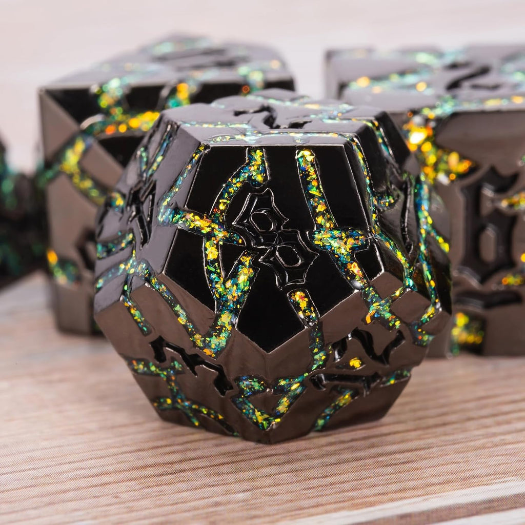 Maywin Cracked Rune Metal Dice Set for DND & RPG – Dark Fantasy Fractured Design, Premium Heavy Metal Polyhedral Dice with Deep Engraved Numbers, 7-Piece Set – Green Mystic Vein