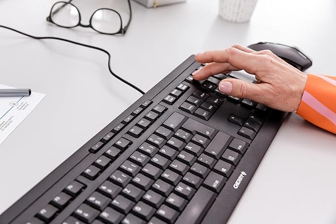 Cherry Stream Keyboard - Wired USB Keyboard - SX Scissors Mechanism - GS Approval - QWERTY – White