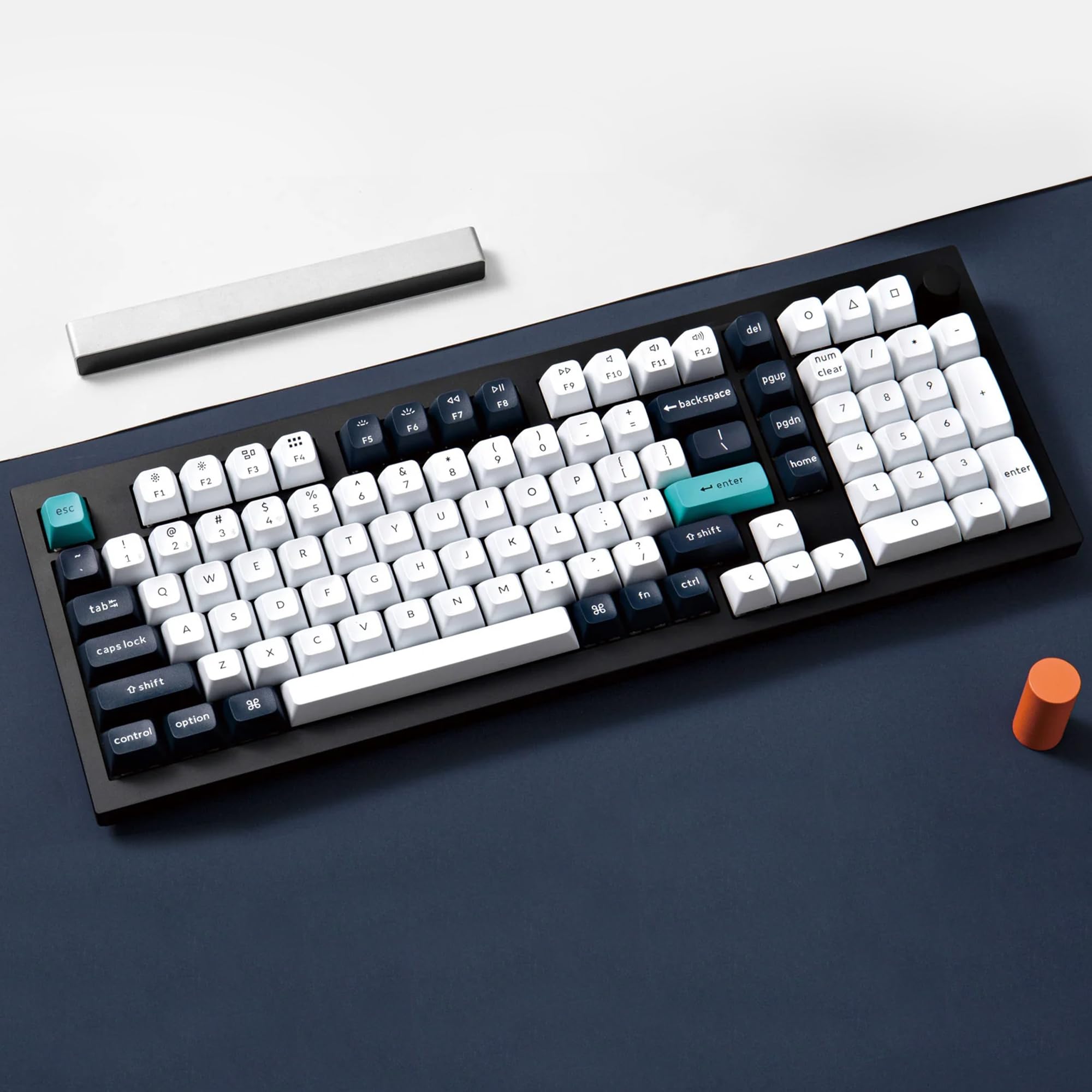 Keychron Q5 Max Wireless 2.4 GHz Bluetooth Custom Mechanical Keyboard
