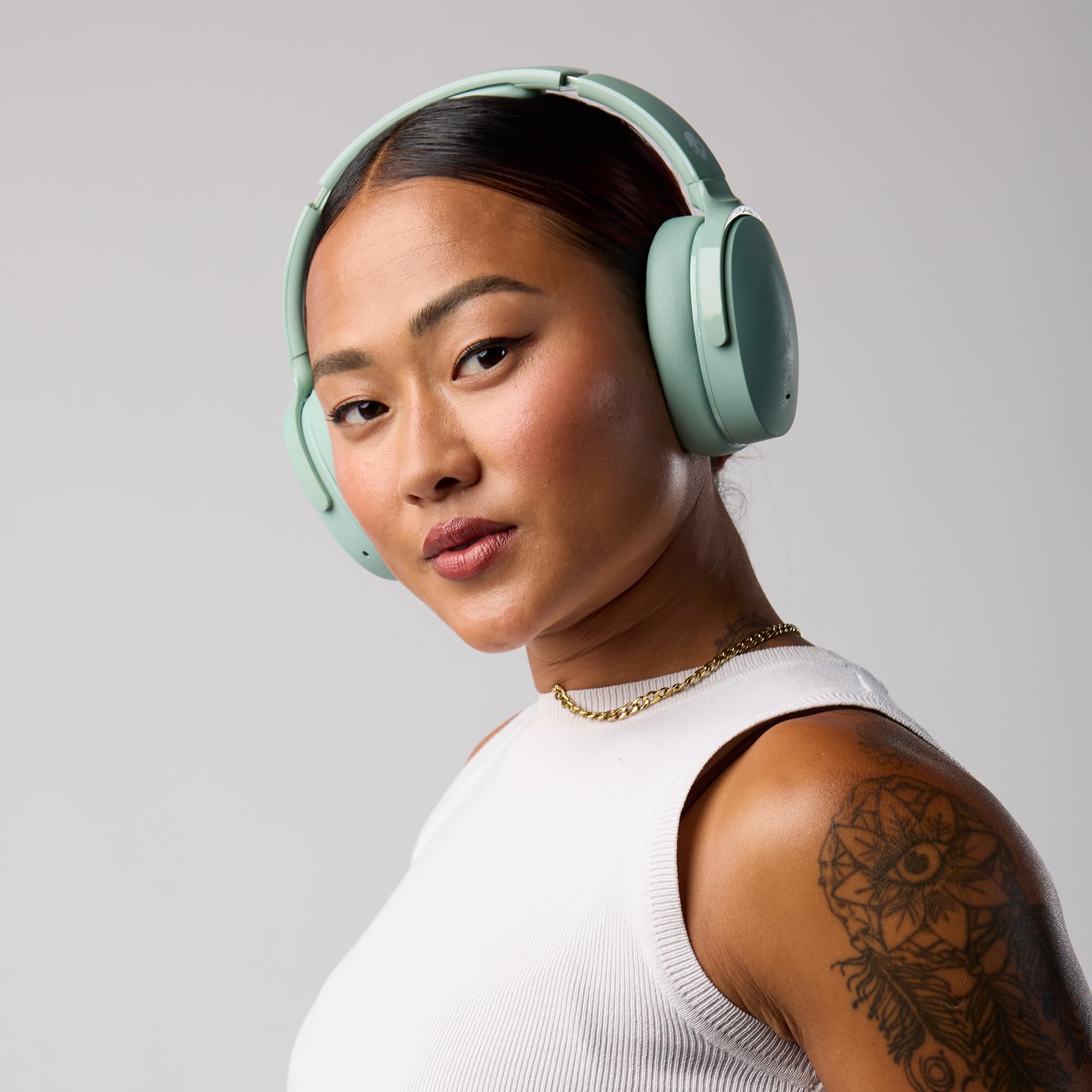Skullcandy Hesh ANC Wireless Over-Ear Bluetooth Headphones with Extra USB-C Charging Cable, Active Noise Canceling, 22 Hrs Battery, Foldable Lightweight Design, Microphone iPhone Android - Preppy Sage