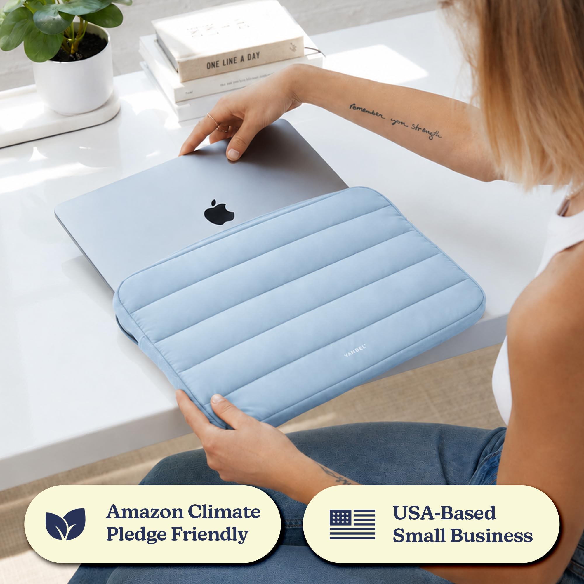 Vandel The Original Puffy Laptop Sleeve Case, 13-14 inch Laptop Sleeve Bag Case 13.3 Inch, Compatible with MacBook Air 13, Pro 14/13 iPad Pro 12.9, HP Dell ASUS, Computer Bag Cover