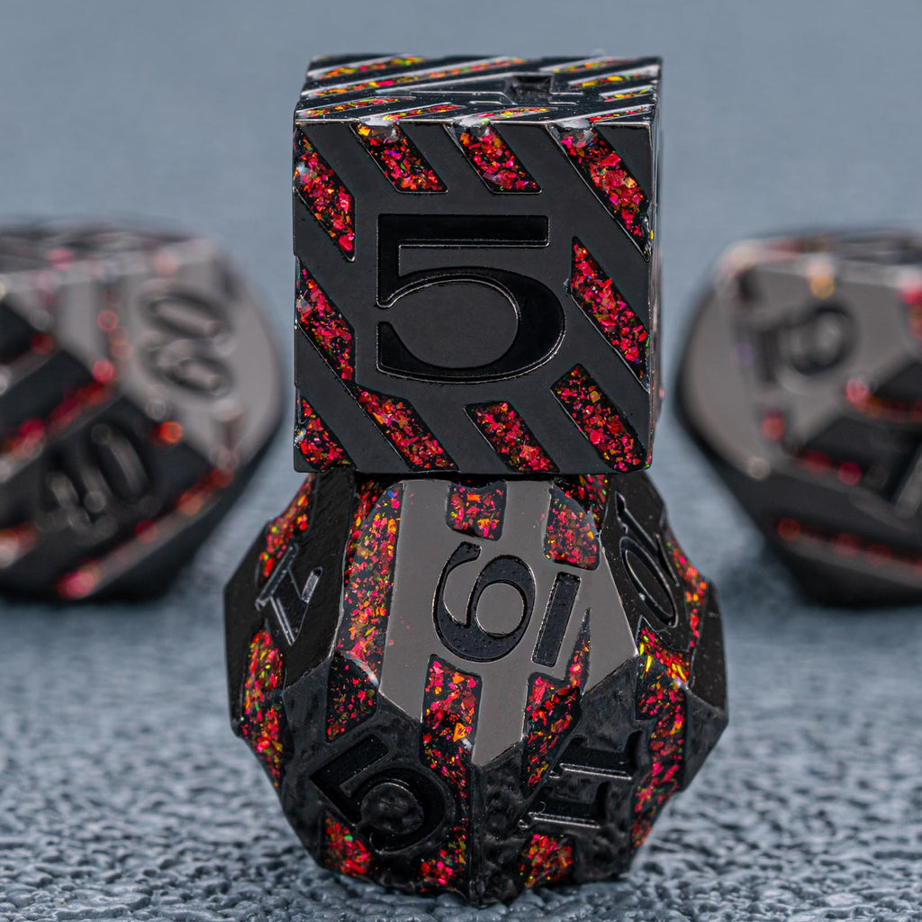 Maywin Decorative Inlay Metal Dice Set 7pcs, Heavy Metal RPG Dice for DND Players and Collectors
