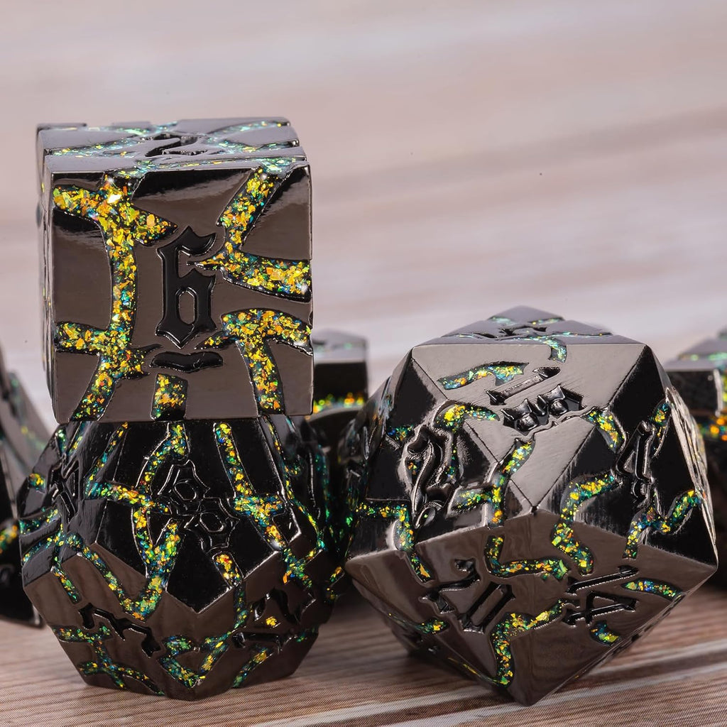 Maywin Cracked Rune Metal Dice Set for DND & RPG – Dark Fantasy Fractured Design, Premium Heavy Metal Polyhedral Dice with Deep Engraved Numbers, 7-Piece Set – Green Mystic Vein