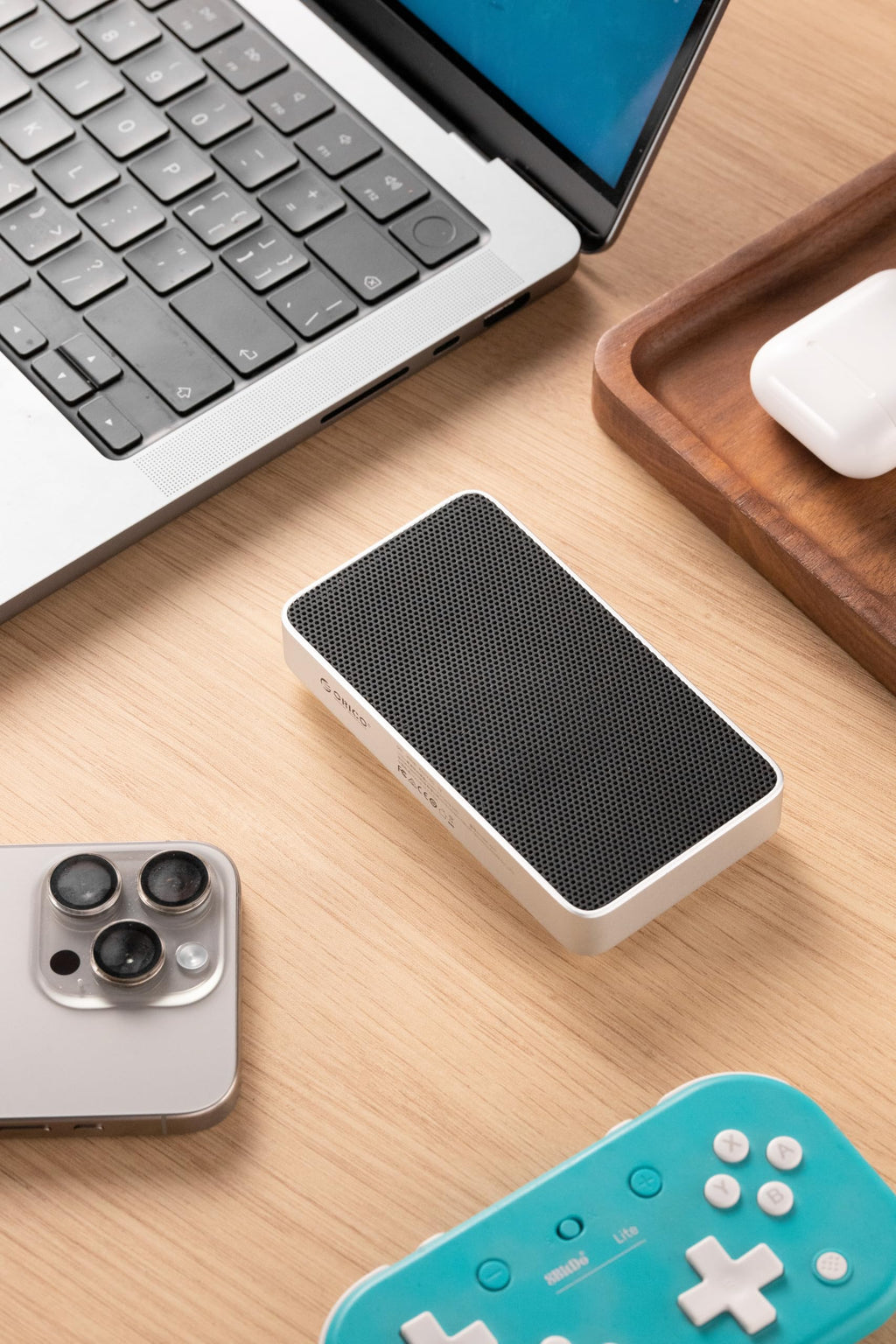 ORICO X40 2TB USB4 Portable NVMe SSD (40Gbps), up to 3800MB/s