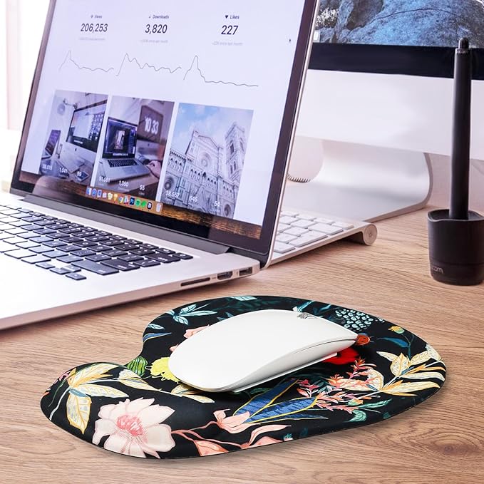 JIKIOU Ergonomic Mouse Pad with Gel Wrist Rest 2Pack, Portable Small Flower